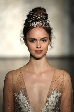  Inbal Dror gelin gösteri