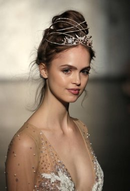  Inbal Dror gelin gösteri