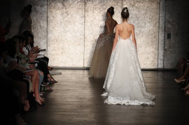  Inbal Dror gelin gösteri 