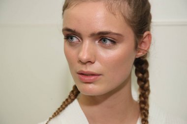   Reem Acra gelin gösteri 