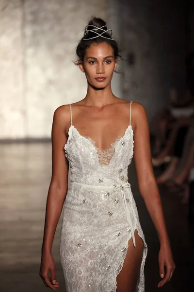 Inbal Dror show nupcial —  Fotos de Stock