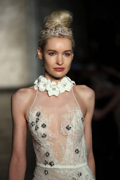 Inbal Dror show nupcial — Foto de Stock