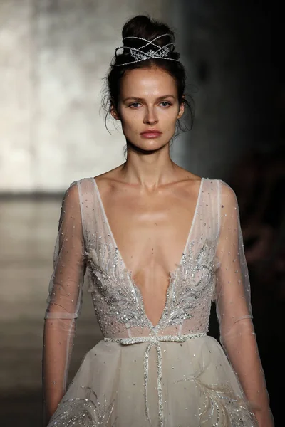 Inbal Dror show nupcial — Foto de Stock