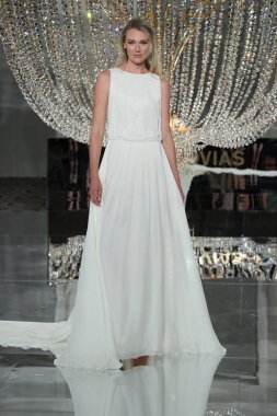  Pronovias Gelin Gösterisi