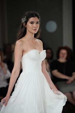 Pronovias Gelin Gösterisi 