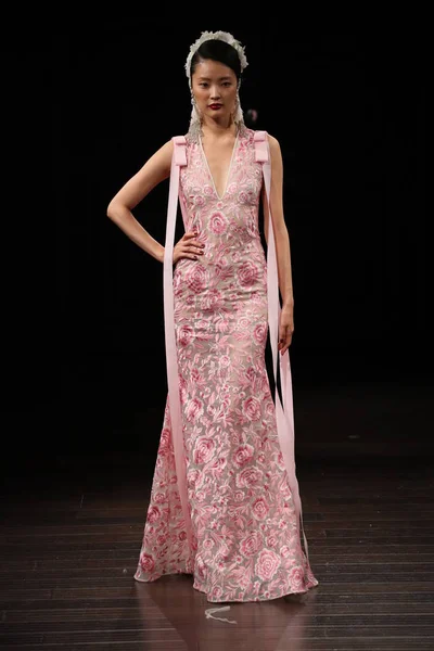 Naeem Khan  Bridal show — Stock Photo, Image