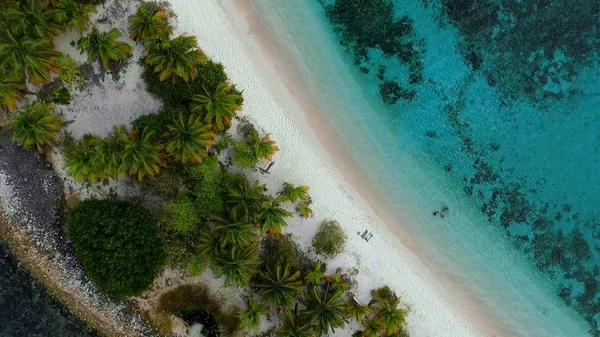 Vue Aérienne Île Tropicale Avec Sable Blanc Des Eaux Turquoise — Photo