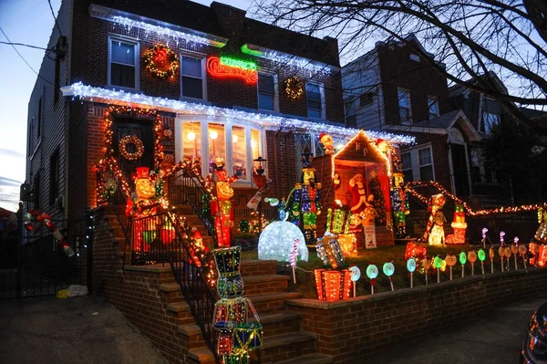 Brooklyn New York December 2017 Dyker Heights Kerstverlichting Het Leukste — Stockfoto