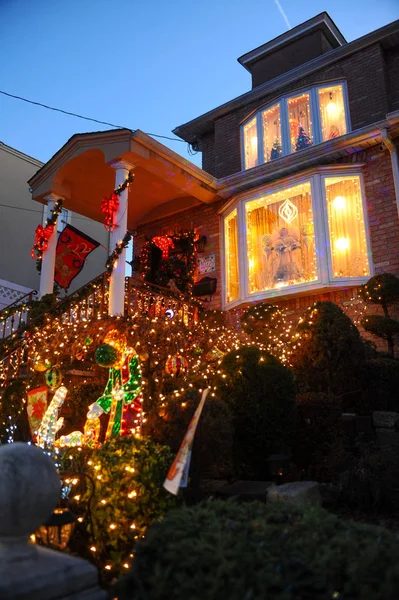 Brooklyn Nova Iorque Dezembro 2017 Dyker Heights Christmas Lights Mais — Fotografia de Stock