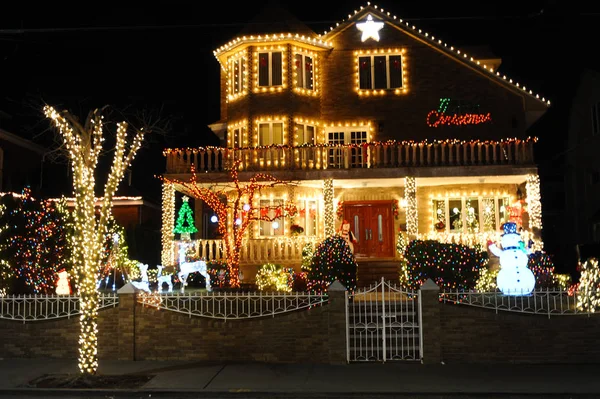 Brooklyn New York December 2017 Dyker Heights Christmas Lights Cutest — Stock Photo, Image