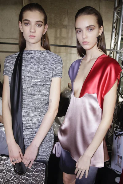 Milan Italy September Models Seen Backstage Ahead Salvatore Ferragamo Show — Stock Photo, Image