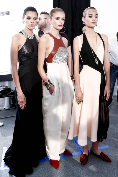 Milan Italy September Models Seen Backstage Roberto Cavalli Show Milan — Stock Photo, Image