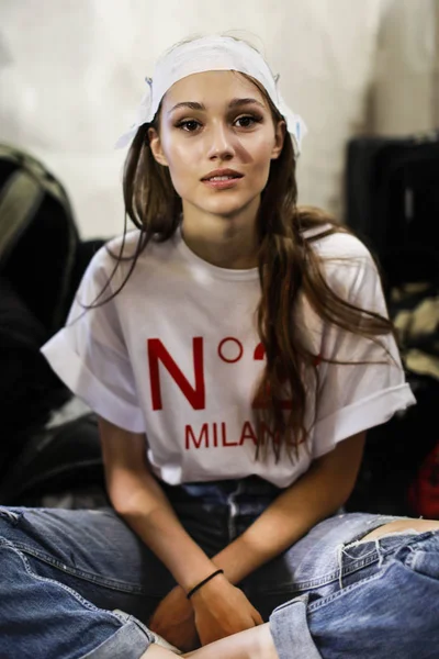 Milan Italy September Model Seen Backstage Ahead Show Milan Fashion — Stock Photo, Image