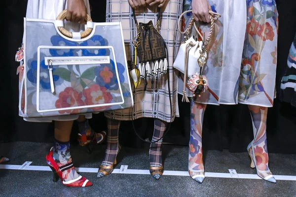 Milan Italy September Model Seen Backstage Ahead Fendi Show Milan — Stock Photo, Image