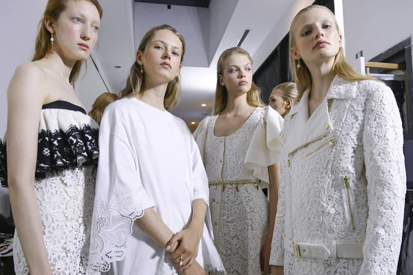 Milan Italy September Models Seen Backstage Ahead Fausto Puglisi Show — Stock Photo, Image