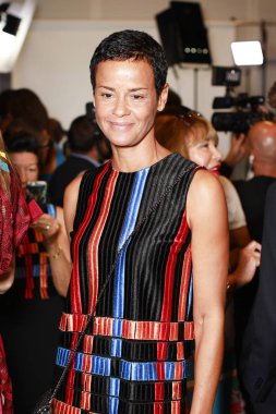 Milan, İtalya - 22 Eylül: Manken sahne arkasında Byblos Milano Haritayı öncesinde, Milano, İtalya Milano moda hafta ilkbahar/yaz 2017 üzerinde 22 Eylül 2016 sırasında görülür.