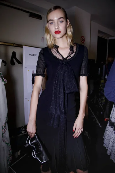 Milano Italien September Modell Ses Backstage Inför Blumarine Showen Milan — Stockfoto