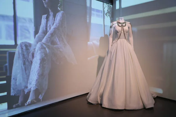 New York Avril Présentation Robe Mariée Lors Des Collections Rivini — Photo