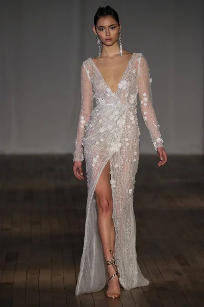 New York Nisan Pist Berta Gelin Bahar 2019 Moda Için — Stok fotoğraf