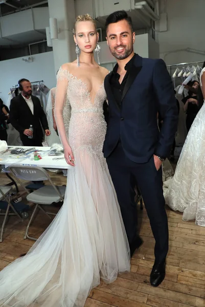 New York April Nir Moscovich Model Posing Backstage Berta Bridal — Stock Photo, Image