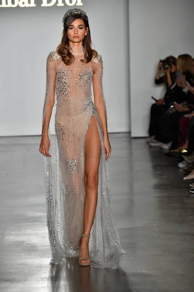 New York October Model Walks Runway Inbal Dror Fall 2020 — Stock Photo, Image