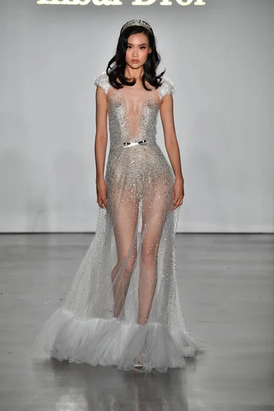 New York October Model Walks Runway Inbal Dror Fall 2020 — Stock Photo, Image