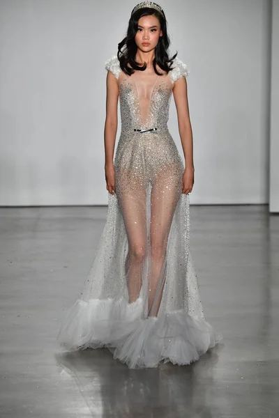 New York October Model Walks Runway Inbal Dror Fall 2020 — Stock Photo, Image