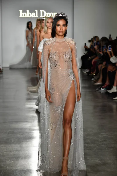 New York October Models Walk Runway Finale Inbal Dror Fall — 스톡 사진