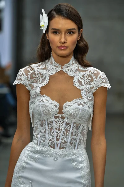 New York October Model Walks Runway Pnina Tornai Fall 2020 — Stock Photo, Image