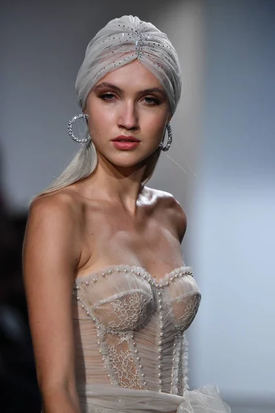 New York October Model Walks Runway Julie Vino Fall 2020 — Stock Photo, Image