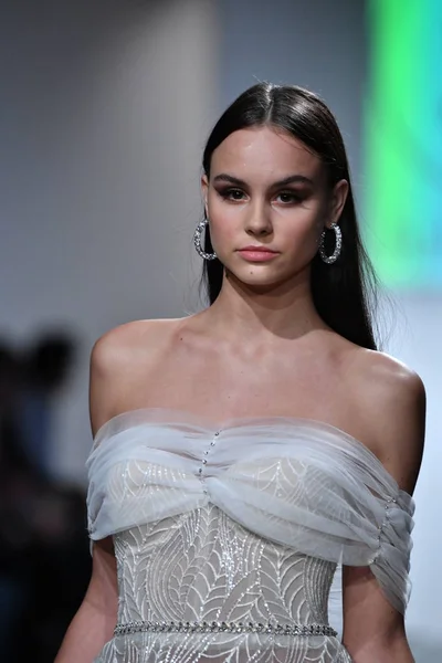 New York October Model Walks Runway Julie Vino Fall 2020 — Stock Photo, Image