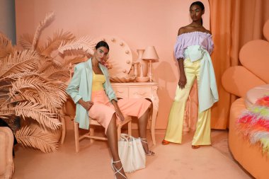 New York, New York - Eylül 09: Modeller Alice artı Olivia By Stacey Bendet Sunumu Eylül 2019 - New York Moda Haftası: The Shows on September 09, 2019.