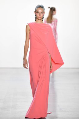 NEW YORK, NEW YORK - SEPTEMBER 05: A model walks the runway for Tadashi Shoji Spring/Summer 2020 during New York Fashion Week: The Shows at Gallery I at Spring Studios on September 05, 2019 in New York City. 