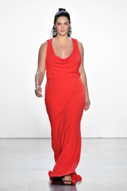 NEW YORK, NEW YORK - SEPTEMBER 05: A model walks the runway for Tadashi Shoji Spring/Summer 2020 during New York Fashion Week: The Shows at Gallery I at Spring Studios on September 05, 2019 in New York City. 