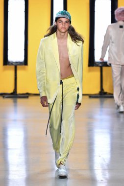 NEW YORK, NEW YORK - SEPTEMBER 05: A model walks the runway for Dirty Pineapple during New York Fashion Week: The Shows at Gallery I at Spring Studios on September 05, 2019 in New York City.