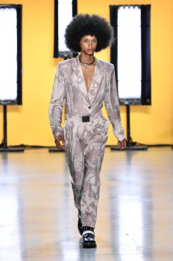 NEW YORK, NEW YORK - SEPTEMBER 05: A model walks the runway for Dirty Pineapple during New York Fashion Week: The Shows at Gallery I at Spring Studios on September 05, 2019 in New York City.