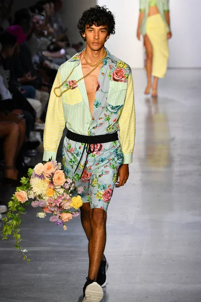 New York New York September Model Walks Runway Prabal Gurung — Stock Photo, Image