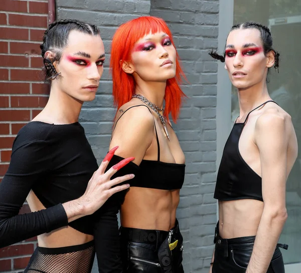 New York New York September Modellen Die Backstage Poseren Tijdens — Stockfoto