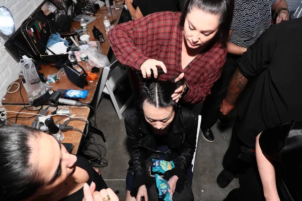 New York New York September Model Getting Ready Backstage Kaimin — Stock Photo, Image