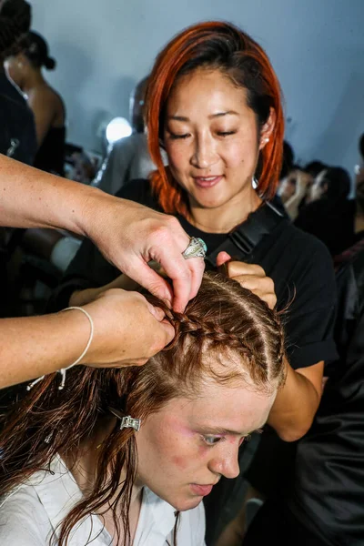 New York New York September Model Getting Ready Backstage Kaimin — Stock Photo, Image