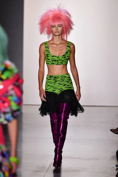 New York New York September Nyfw Sırasında Jeremy Scott Için — Stok fotoğraf