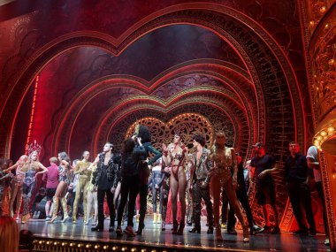 NEW YORK - EPTEMBER 09: The Blonds x Moulin Rouge 'dan önce New York Moda Haftası Müzikal: The Show on September 09, 2019, NYC.