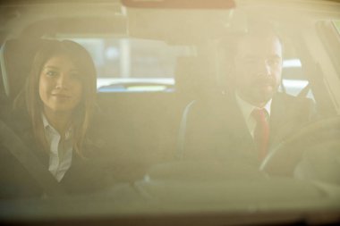 Bir iş seyahate Bbusinesspeople