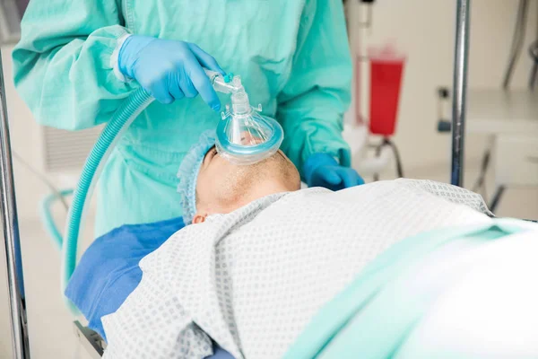 Preparação do paciente para cirurgia — Fotografia de Stock