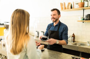 Barista kapuçino teslim 