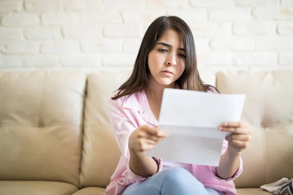 Female worried about her bills — Stock Photo, Image