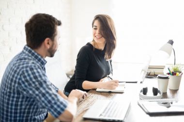 İspanyol kadın çalışmaları hakkında heyecanlı