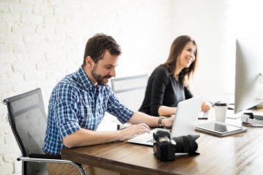 Profesyonel fotoğrafçılar düzenleme