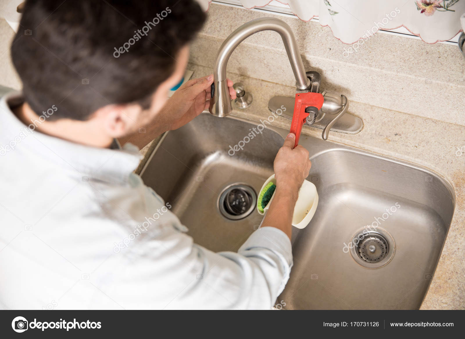 Wasserhahn Reparieren