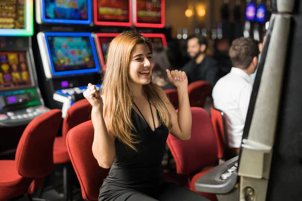 Pretty Caucasian Young Woman Celebrating She Just Won Some Money — Stock Photo, Image